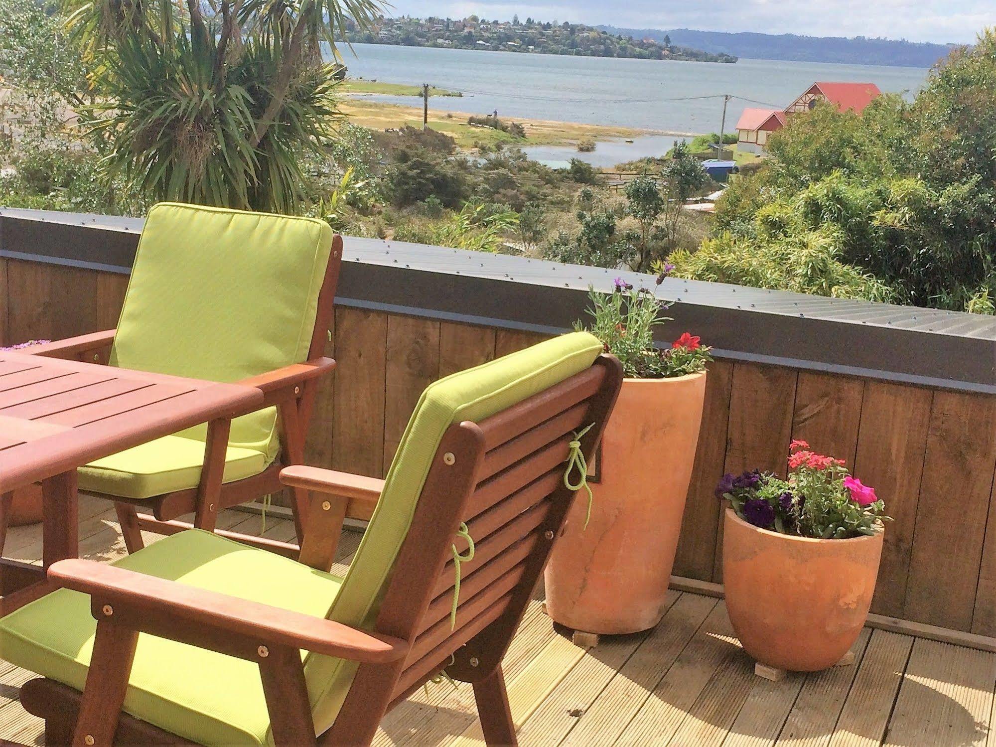 Lakeside City Apartments - Penthouse And Studio Ροτόρυα Εξωτερικό φωτογραφία